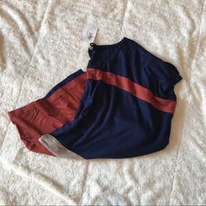 NWT Women’s Poncho Top